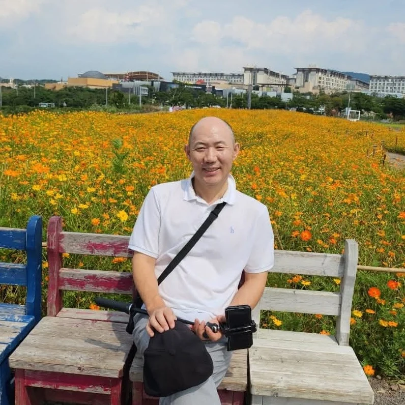 Roy Jeong, CEO of IST Co., Ltd. Roy Jeong - CEO Profile