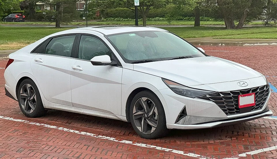 buy used hyundai avante from korea